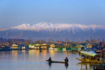 Car Rentals in Srinagar